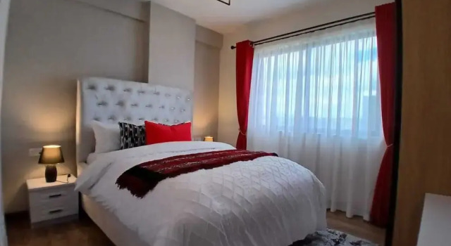 Lux Suites Wilma Towers Kilimani, Забронировать Апартаменты/квартира Отели Найроби Каунти с парковкой, рядом с Торговый центр Yaya Centre, Парковка