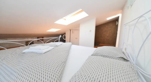 J & P Apartments, Book Lejlighed Hoteller i Kotor Riviera med parkering, Parkering