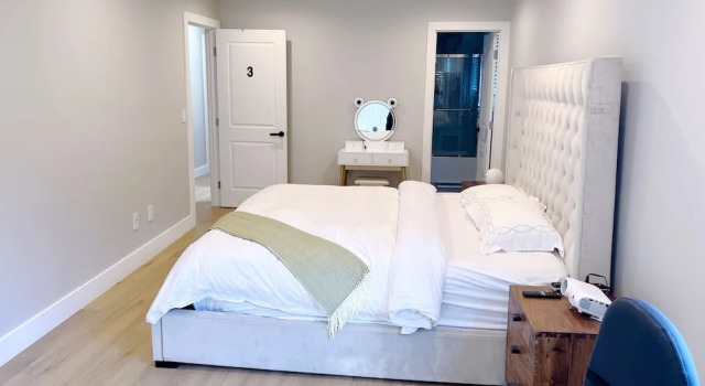 Lux Apartment on hill close to SF