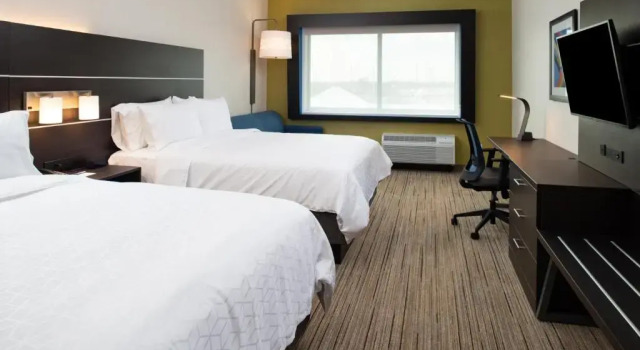 Четырёхместный люкс Holiday Inn Express & Suites - Romeoville - Joliet North by IHG
