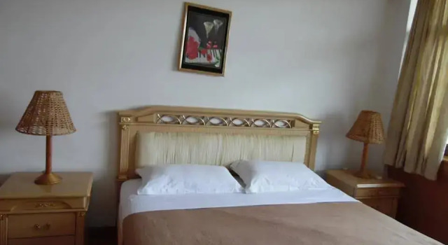 Domon Mekong Riverside Apartment & Hotel