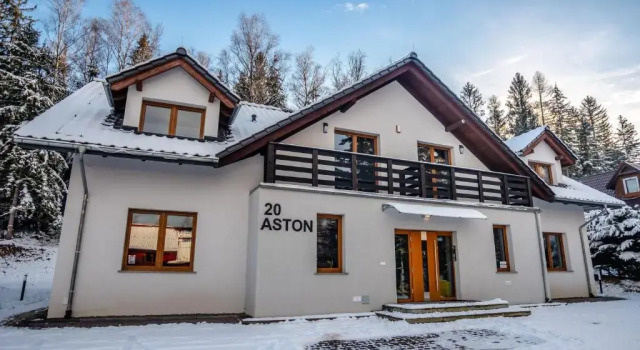Апартаменты Aston -domek przy lesie, przestronny, apartamenty