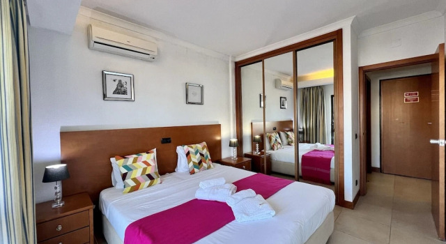 Апартаменты Vilamoura Cosy 4 With Pool by Homing