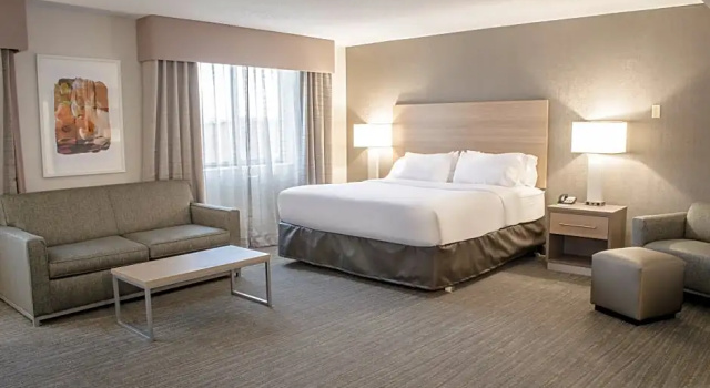 Номер Deluxe Holiday Inn Fargo by IHG