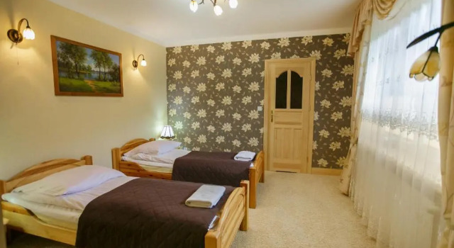 Abro, Boek Hotel Augustów 