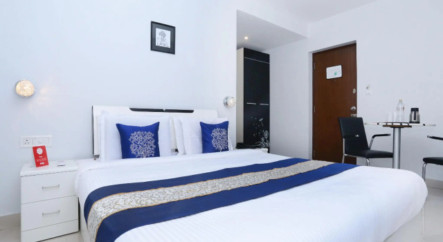 Capital O 10611 Hotel Malabar Illam