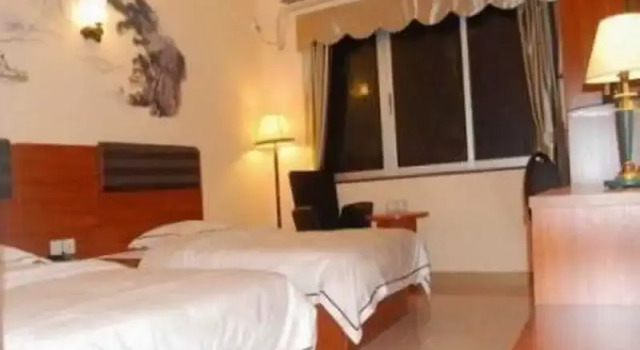 Pa Zhou Bay, Rezervați Hotel Hoteluri în Guangdong cu parcare, Parcare