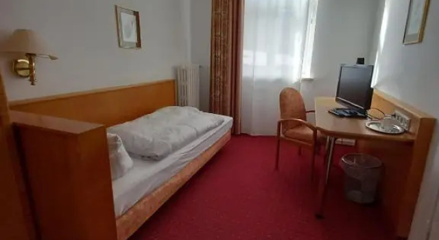 Номер Economy Parkhotel Keck