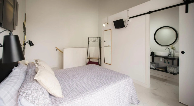 Casa suig, Book Hotel Baena Madrid