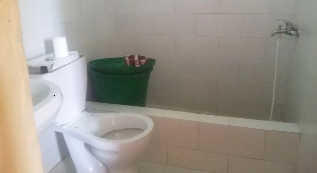 Kollie Guest House, Prenota Affittacamere Monrovia Greater Monrovia
