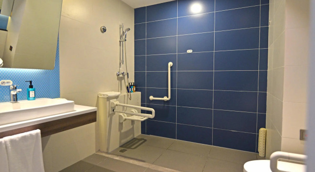 Номер Standard Holiday Inn Express Hangzhou Binjiang Aoti by IHG