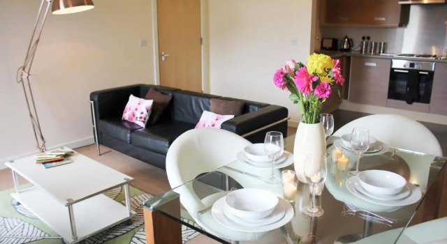 Signet Apartments - The Triangle