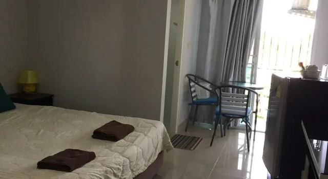Двухместный номер Standard с балконом Connect Apartment