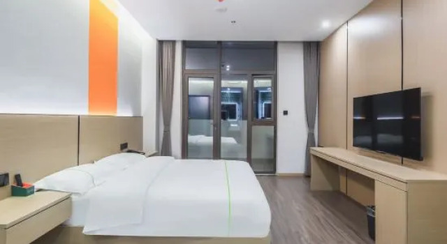 Люкс Yunshu Nuanxi Hotel (Qingdao Huangdao Wangtaizhen Shop)