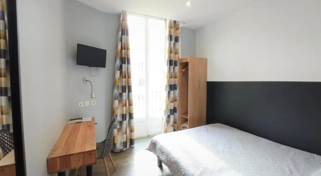 Двухместный номер Economy H33 Hôtel
