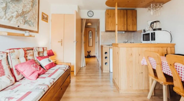 Furnished studio at the foot of the slopes with a balcony & mountains view