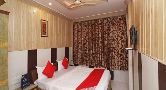 Hotel Golden Bangla by OYO Rooms