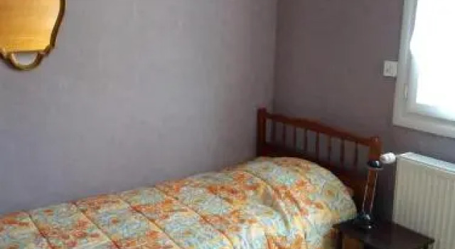 Abri Moliere, Rezervovat Hotel Hotely v Hautes-Pyrénées s parkováním, Parkování