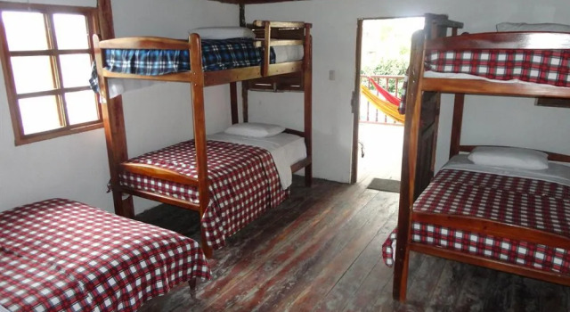 Hostal Moai, Buchen Sie Hostel Hotels in Provinz Santa Elena mit Parkplatz, Parkplätze
