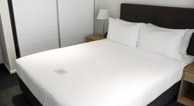 Люкс с 2 комнатами с балконом Crowne Plaza Residences Port Moresby by IHG
