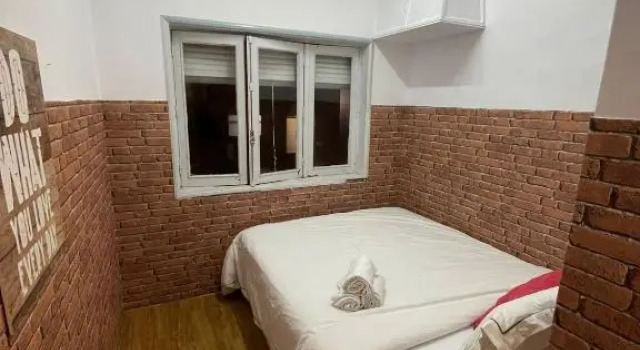Travel & Live Hostel, Забронировать Хостел Хостелы Порту, рядом с Дом-музей Абилиу-Мануэла ди Герра-Жункейру, Хостел