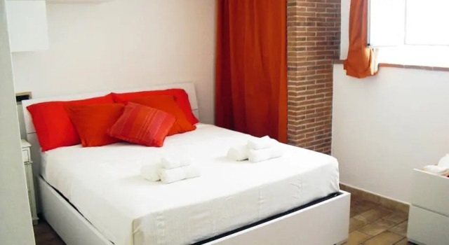 Lovely Suite, Prenota Hotel Roma Lazio