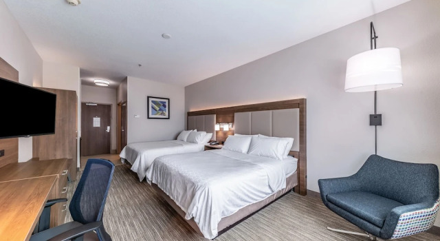 Четырёхместный люкс Holiday Inn Express & Suites Fort Worth - Fossil Creek by IHG