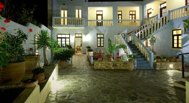 Giorgis Blue Apartments, Забронировать Апартаменты/квартира Апартаменты Калатас, Апартаменты/квартира