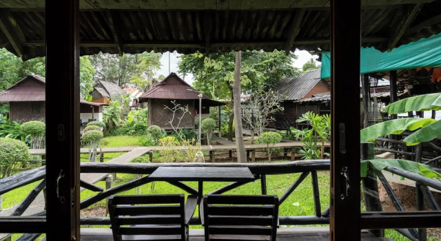Двухместное бунгало Deluxe с балконом Mook Lanta Eco Resort