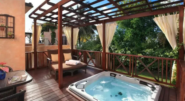 Полулюкс Little Arches Boutique Hotel
