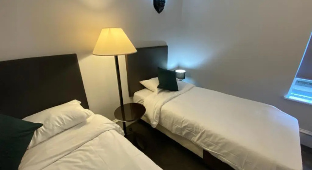 Номер Comfort No6 West Coates