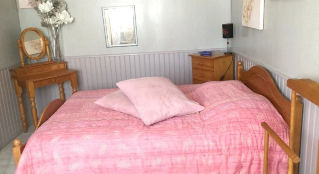 Holiday home Rue des Petites Landes, Rezerwuj Hotel Hotele w Charente-Maritime z parkingiem, Parking