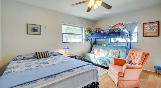 Palm Harbor Rental w/ Private Pool: 3 Mi to Beach!, Boek Hotel Palm Harbor Pinellas County