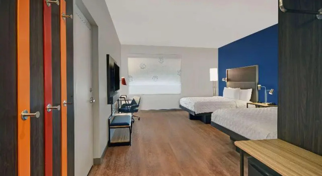 Шестиместный номер Standard Tru By Hilton Troy Detroit, Mi