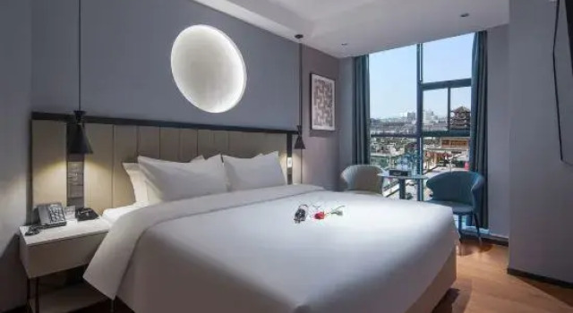 Люкс Deluxe FUNMEE Hotel (Zhijiang Longjin Fengyu Bridge, Huaihua)