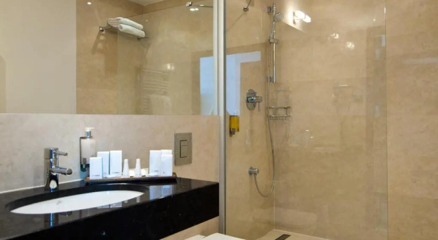 Полулюкс Europeum Hotel