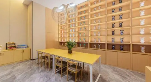 Starry Cloud Hotel (Jiangshan Hushan Park Branch)
