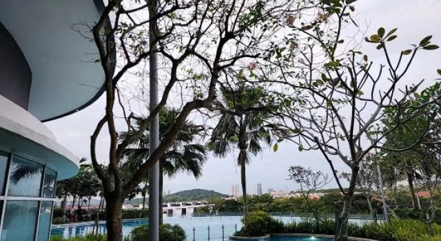 Putrajaya Dwiputra 6 Plus 1 PAX Fully Air-Con