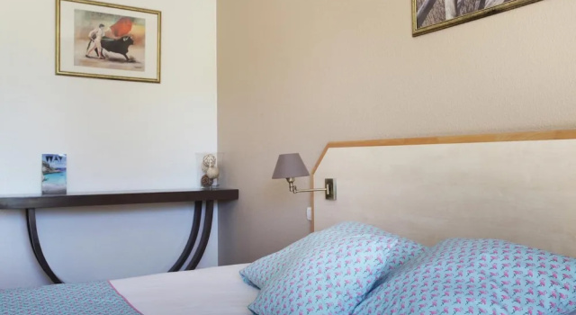 Номер Standard с видом на сад Logis Hôtel Le Rodin
