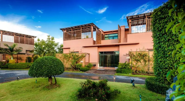 Люкс Executive с балконом и с красивым видом из окна Phukumhom Khao Yai