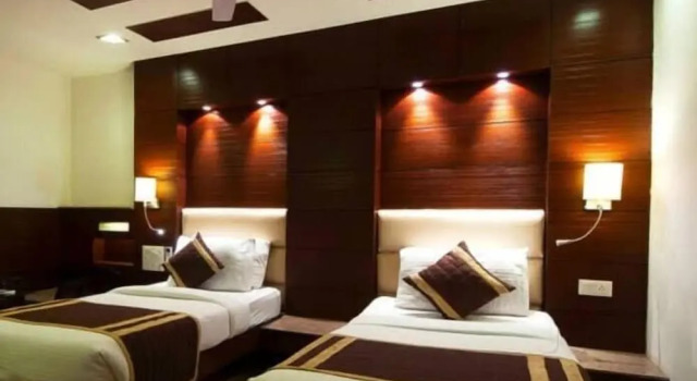 Двухместный номер Deluxe West Yard Hotels