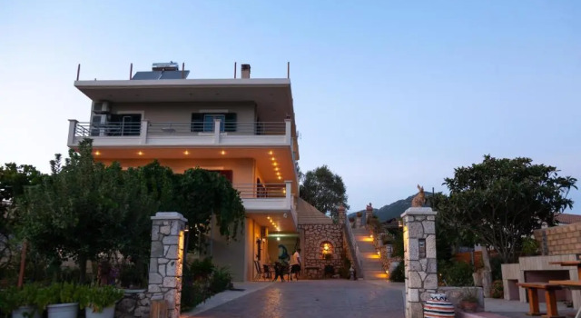 Tsoutsis Apartments, Rezervasyon Daire Evgiros Yunanistan