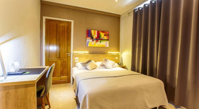 Номер Superior Q-Inn Boutique Hotel