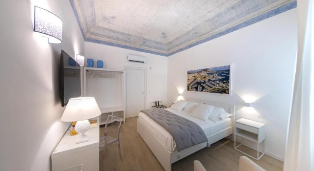 La Home42 Suite, Забронировать Отель Отели Палермо с парковкой, рядом с Кафедральный собор, Парковка