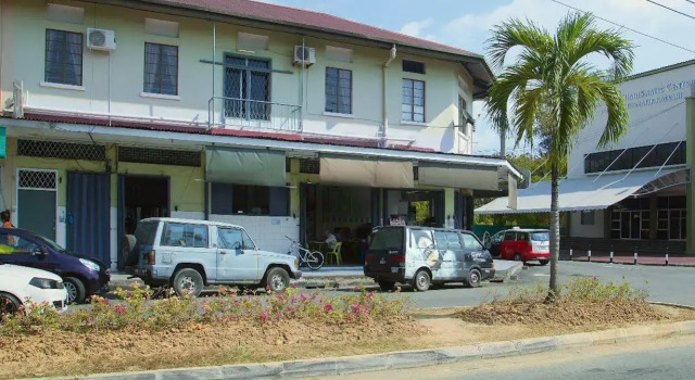 Hin Loi Guesthouse, Prenota Hotel Kota Kinabalu Sabah