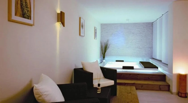 B&B Boutique Hotel Burgund, Забронировать Отель Парчинес Texel Group National Park
