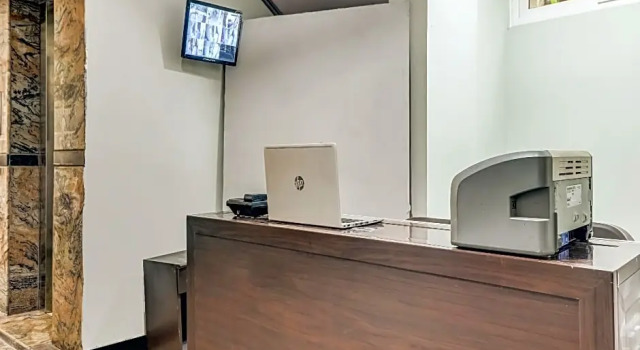 Hotel O Sri Singampalli Residency, Rezerwuj Hotel Hotele w Andhra Pradesh z parkingiem, Parking