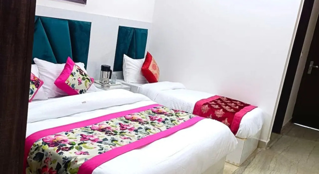 Трёхместный номер Classic Hotel Diamond Stay Nizamuddin Railway St