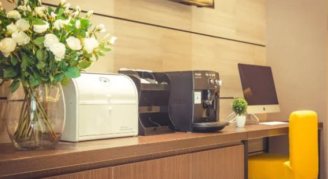 Homeinn Plus Hotel (Shijiazhuang Tianshan Sea World Liucun Subway Station)