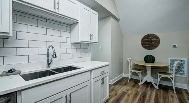 Апартаменты Stylish 1BR Condo 1 Mile To Downtown